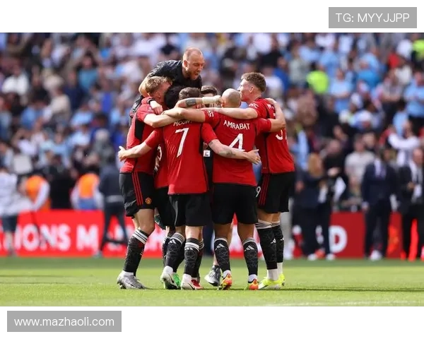 曼联复兴进程仍面临持续性考验,对赛季竞争格局带来变化 曼联复兴进程仍面临持续性考验,对赛季竞争格局带来变化