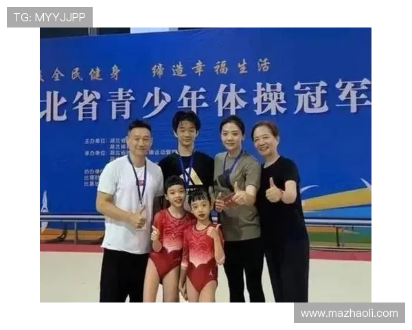 杨威赛场上像个超人，私下居然天天被家里“打败”了？